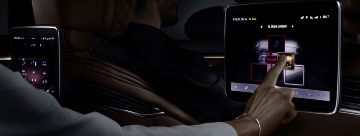 Новий Mercedes-Benz S-Class. В дорозі як вдома - розкішний і цифровий